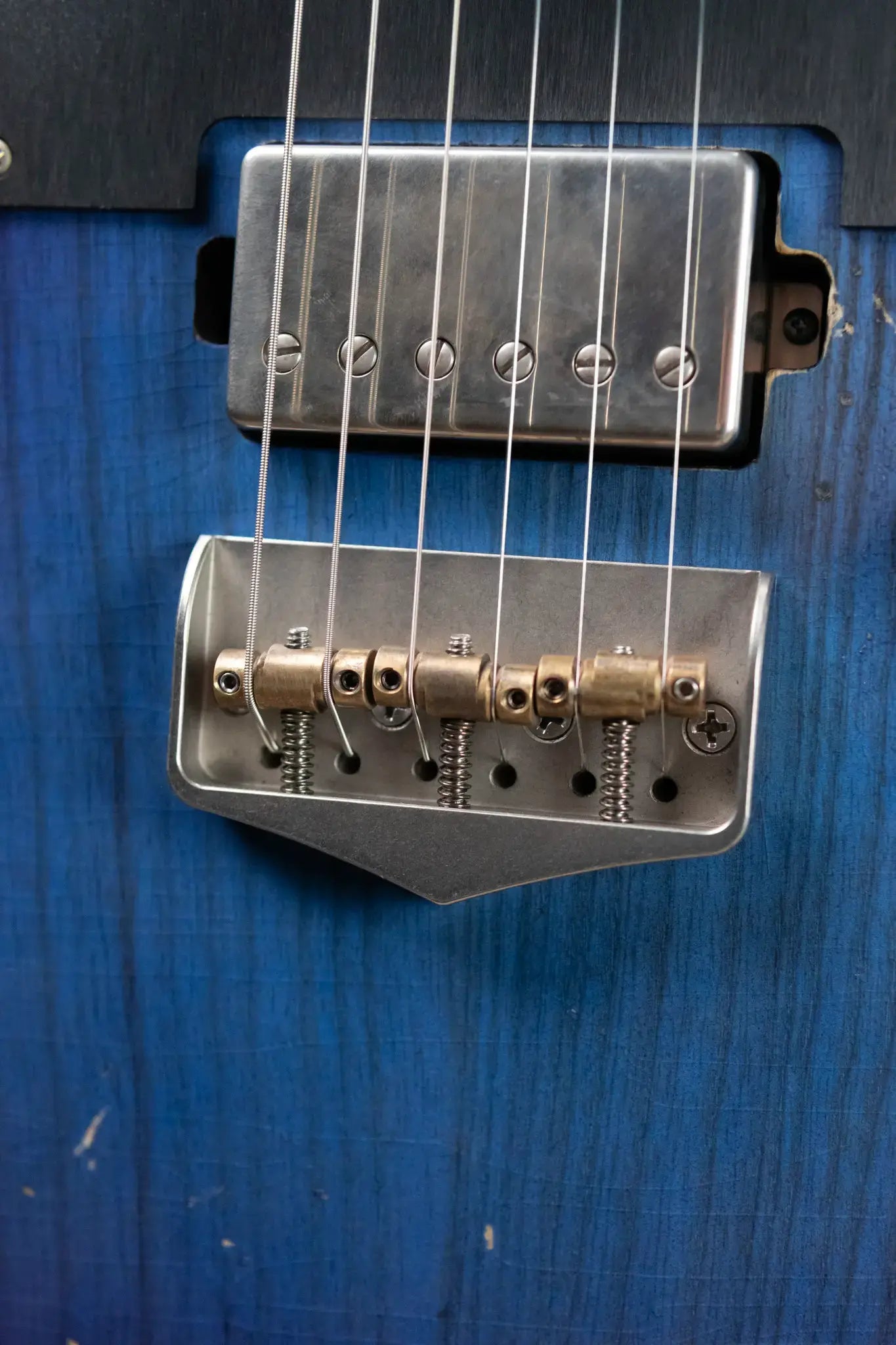 Luxxtone Choppa T Electric Guitar - Blue Burst with Hardshell Case