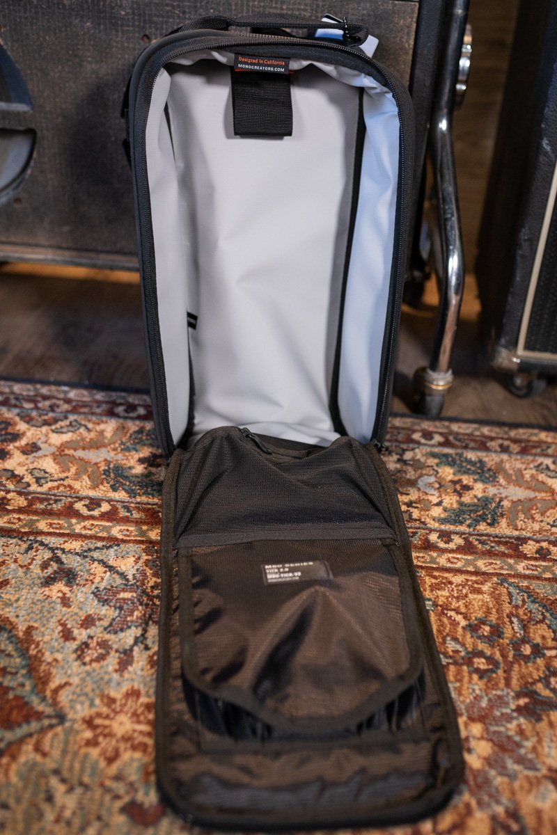 MONO Classic Tick Accessory Case 2.0 Black