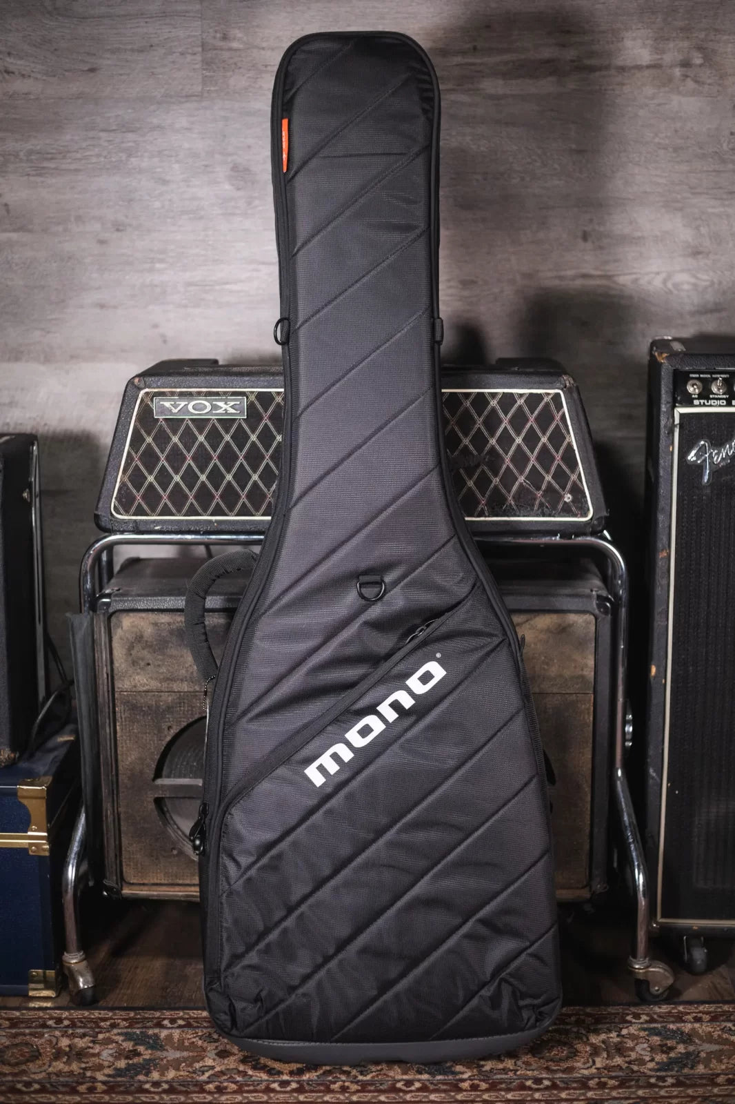 MONO Vertigo Bass Guitar Case Black haggertys 2