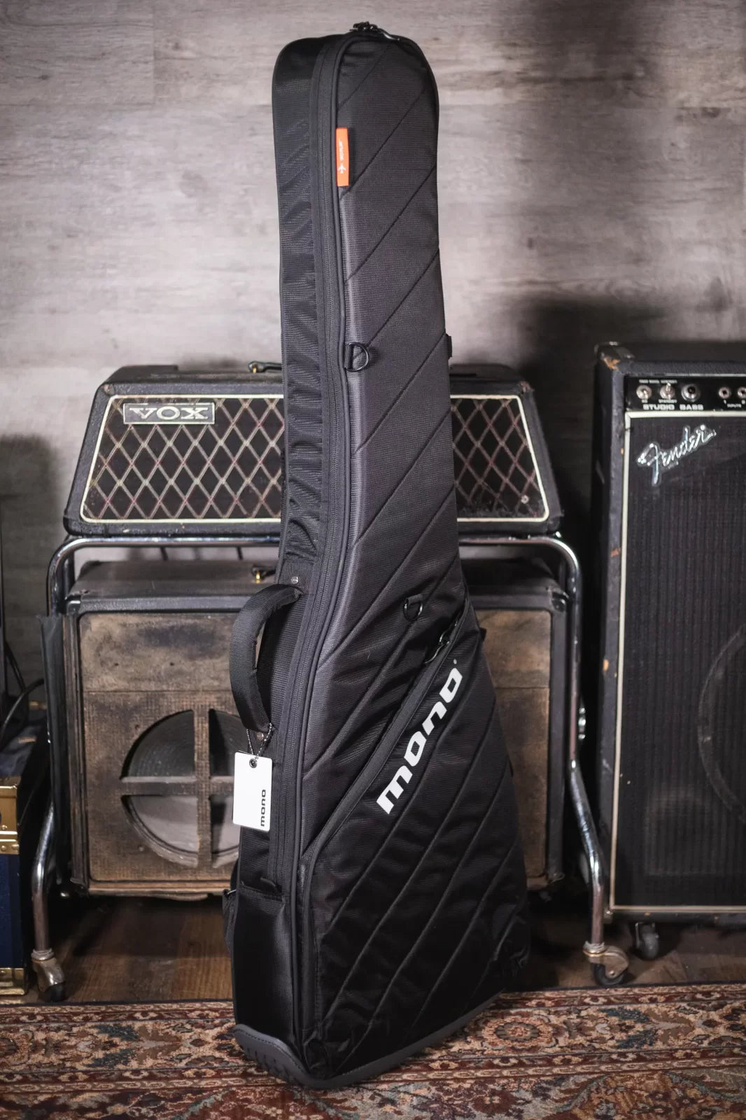 MONO Vertigo Bass Guitar Case Black haggertys 6