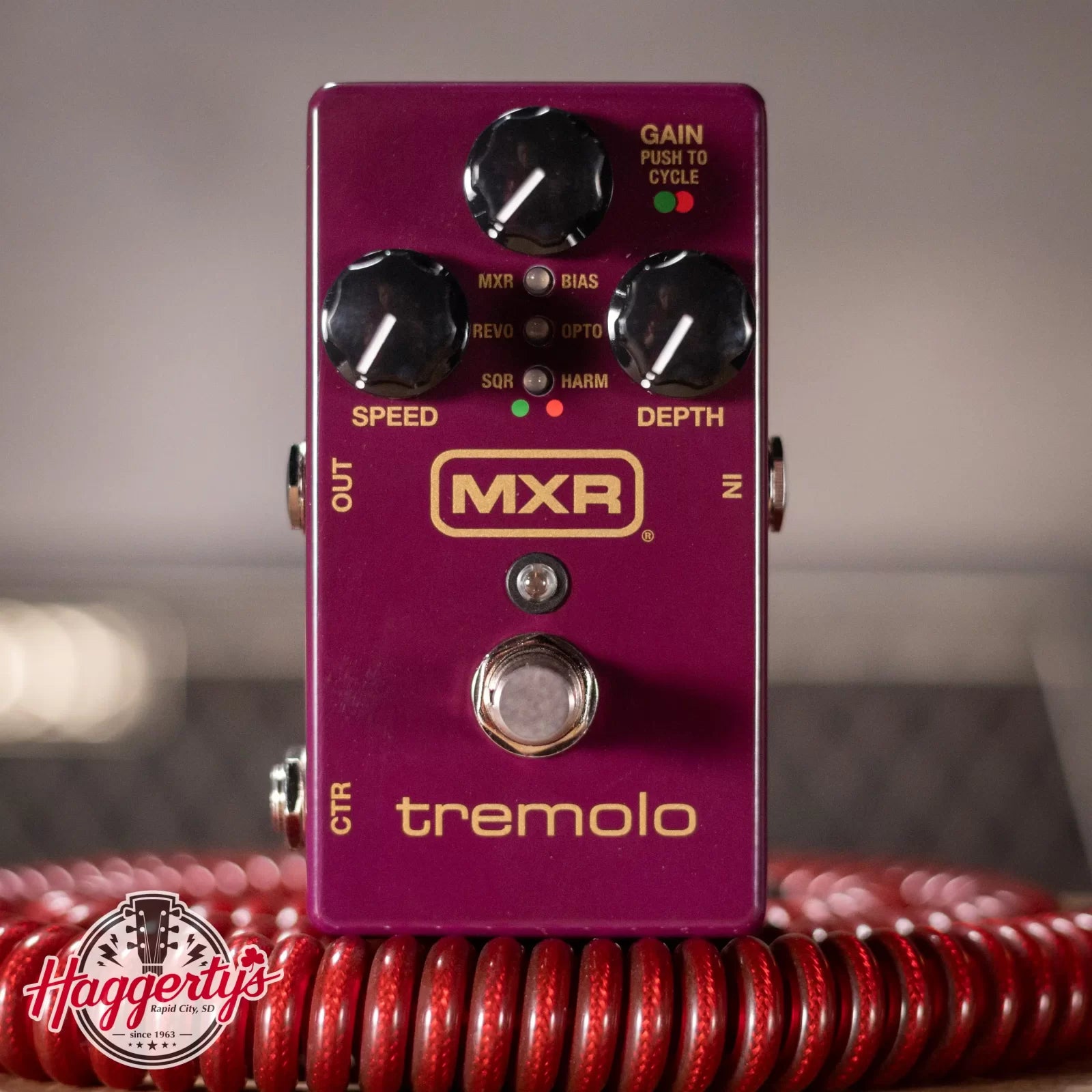 MXR M305 Tremolo Guitar Effects Pedal