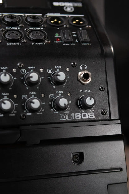 Mackie DL1608 Mixer - Used