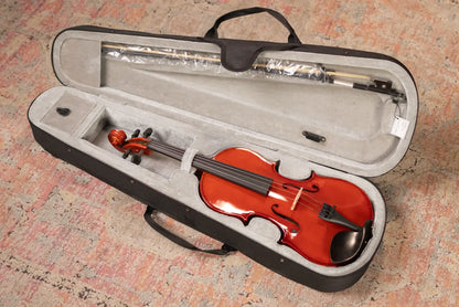 Maple Leaf Strings Model 110 Violin Outfit - 1/2 Size