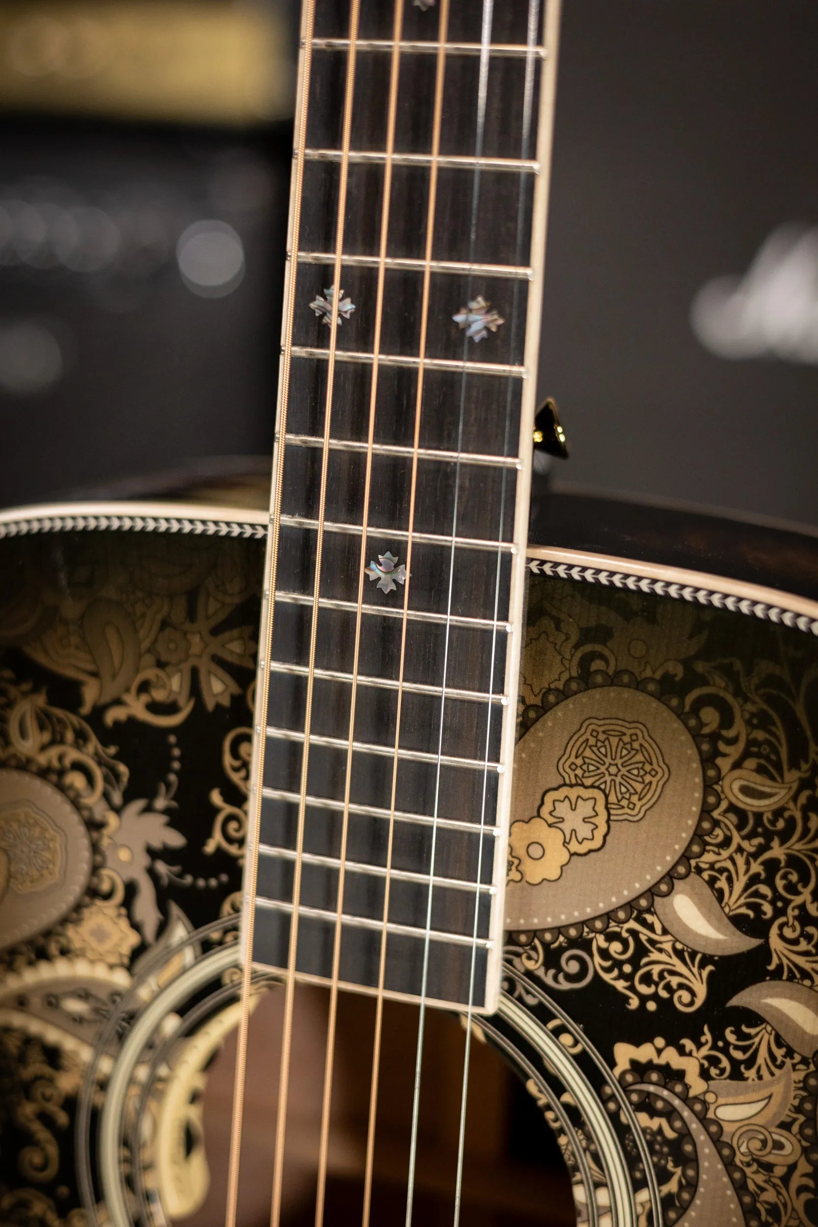 Martin Custom Shop M Acoustic/Electric Guitar - Paisley Ember Burst with Hardshell Case