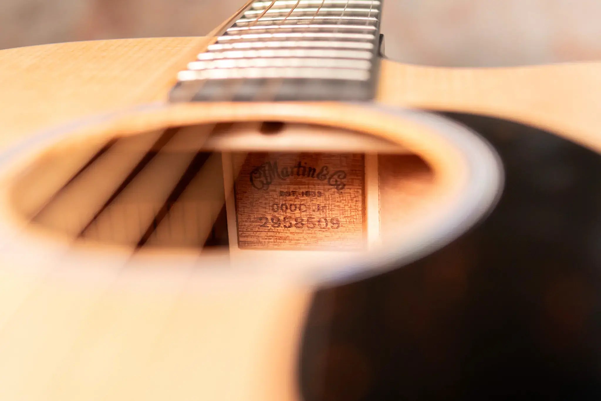 Martin 000C Jr-E Acoustic/Electric Guitar with Gig Bag