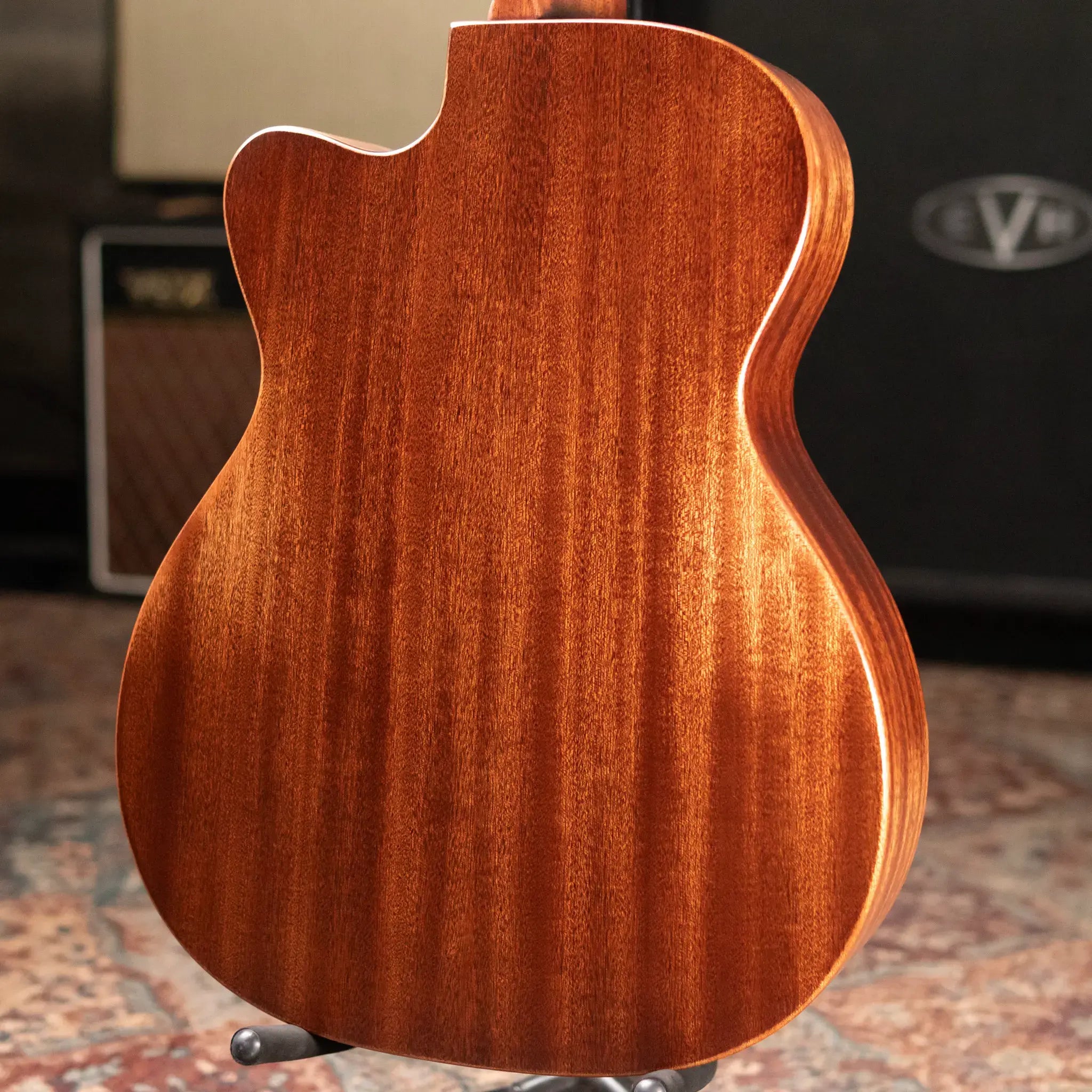 Martin 000C Jr-E Street Master Acoustic/Electric Guitar with Gig Bag