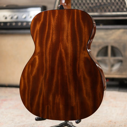 Martin 000E Retro Plus Acoustic/Electric Guitar with Gig Bag