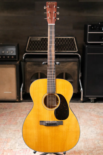 Martin 000E Retro Plus Acoustic/Electric Guitar with Gig Bag