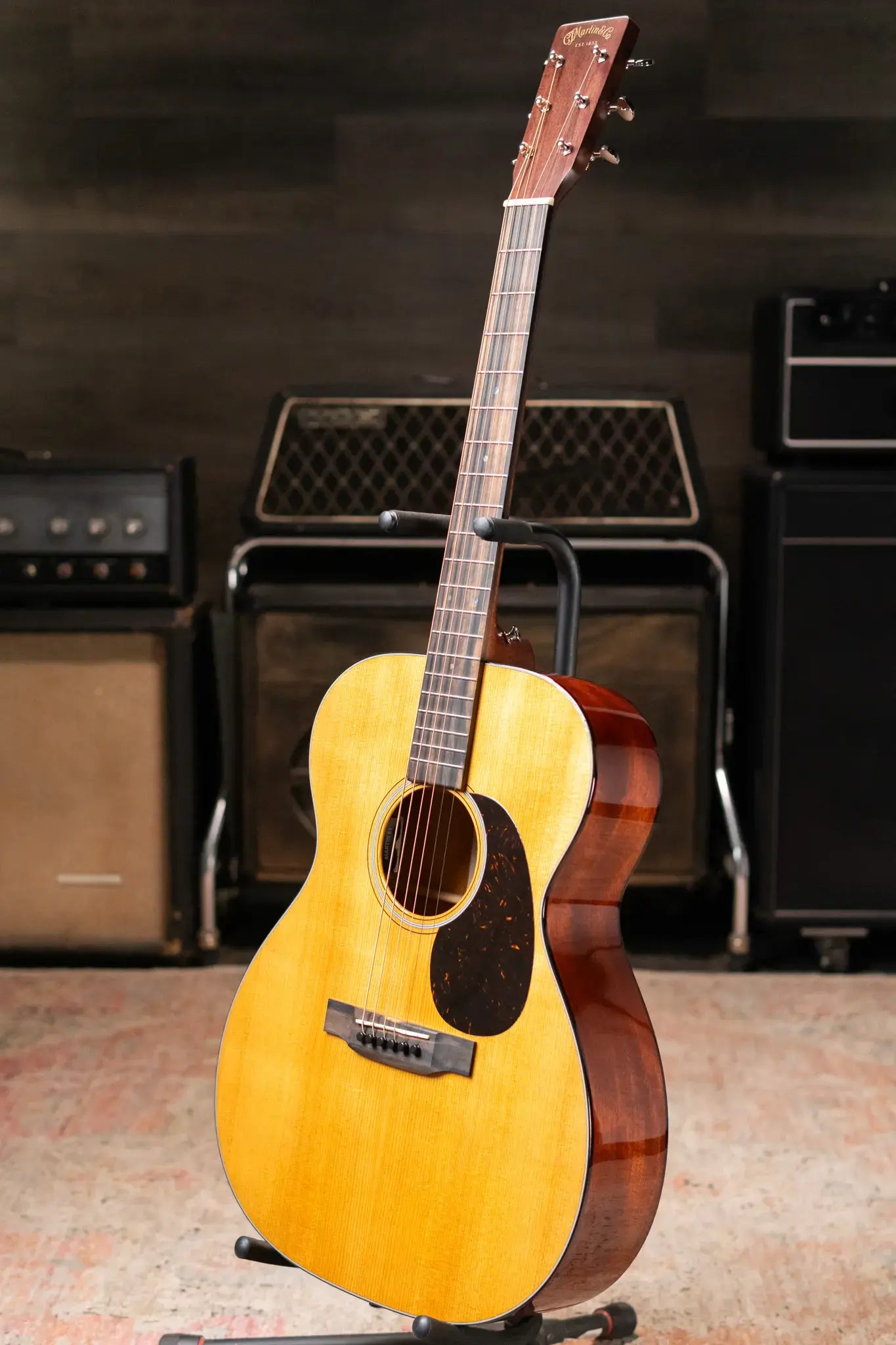 Martin 000E Retro Plus Acoustic/Electric Guitar with Gig Bag