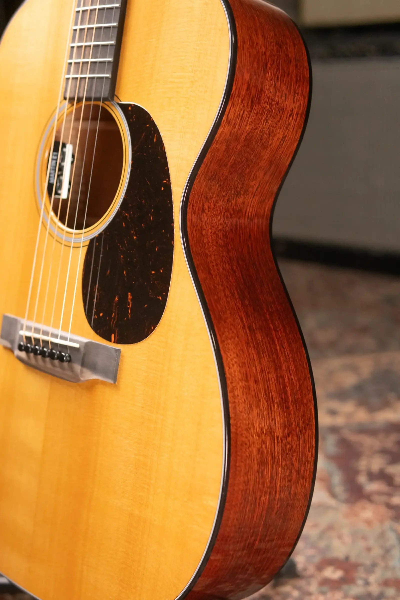 Martin 000E Retro Plus Mahogany Acoustic/Electric Guitar with Gig Bag