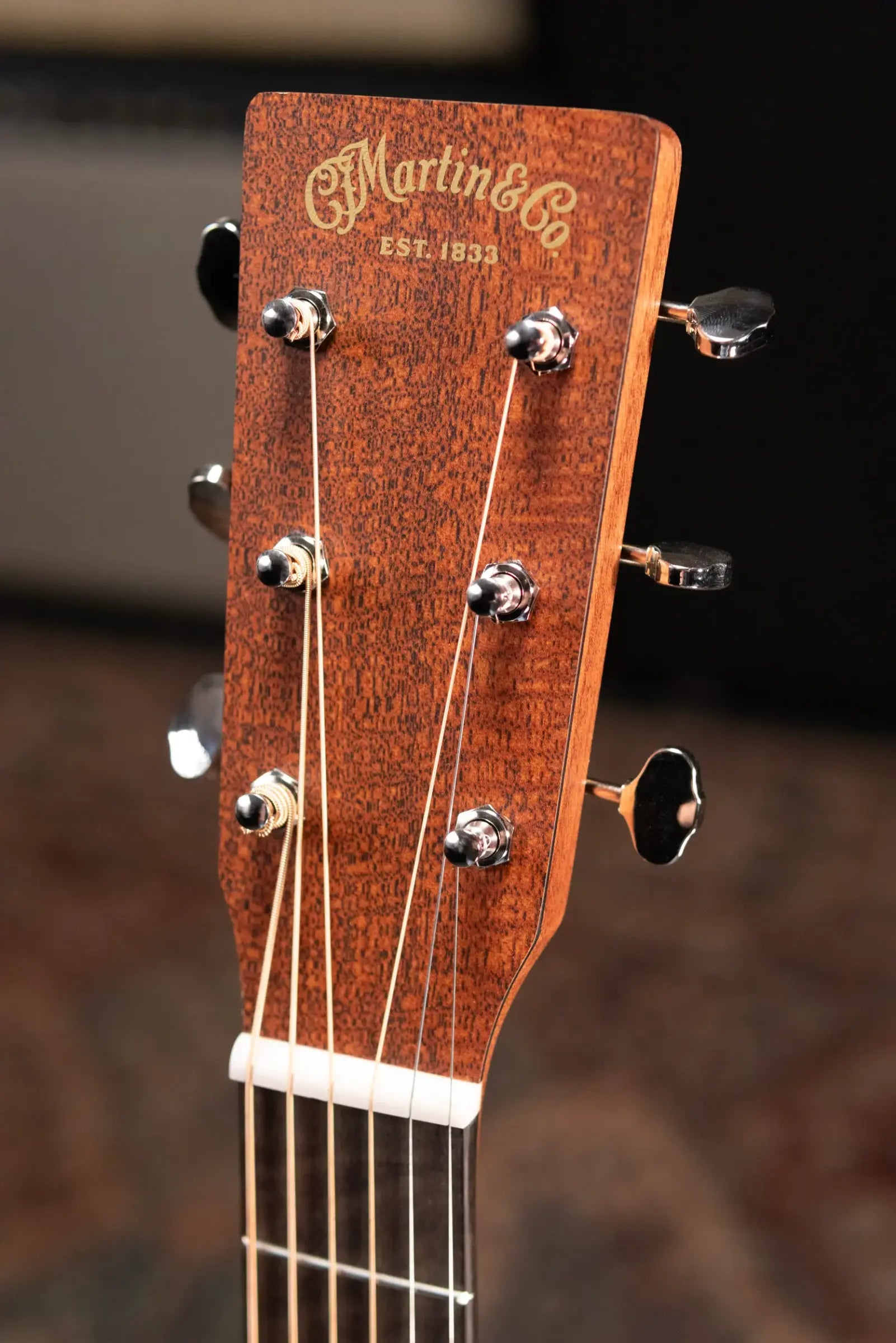 Martin 000Jr-E Jeff Tweedy Signature Acoustic/Electric Guitar with Gig Bag