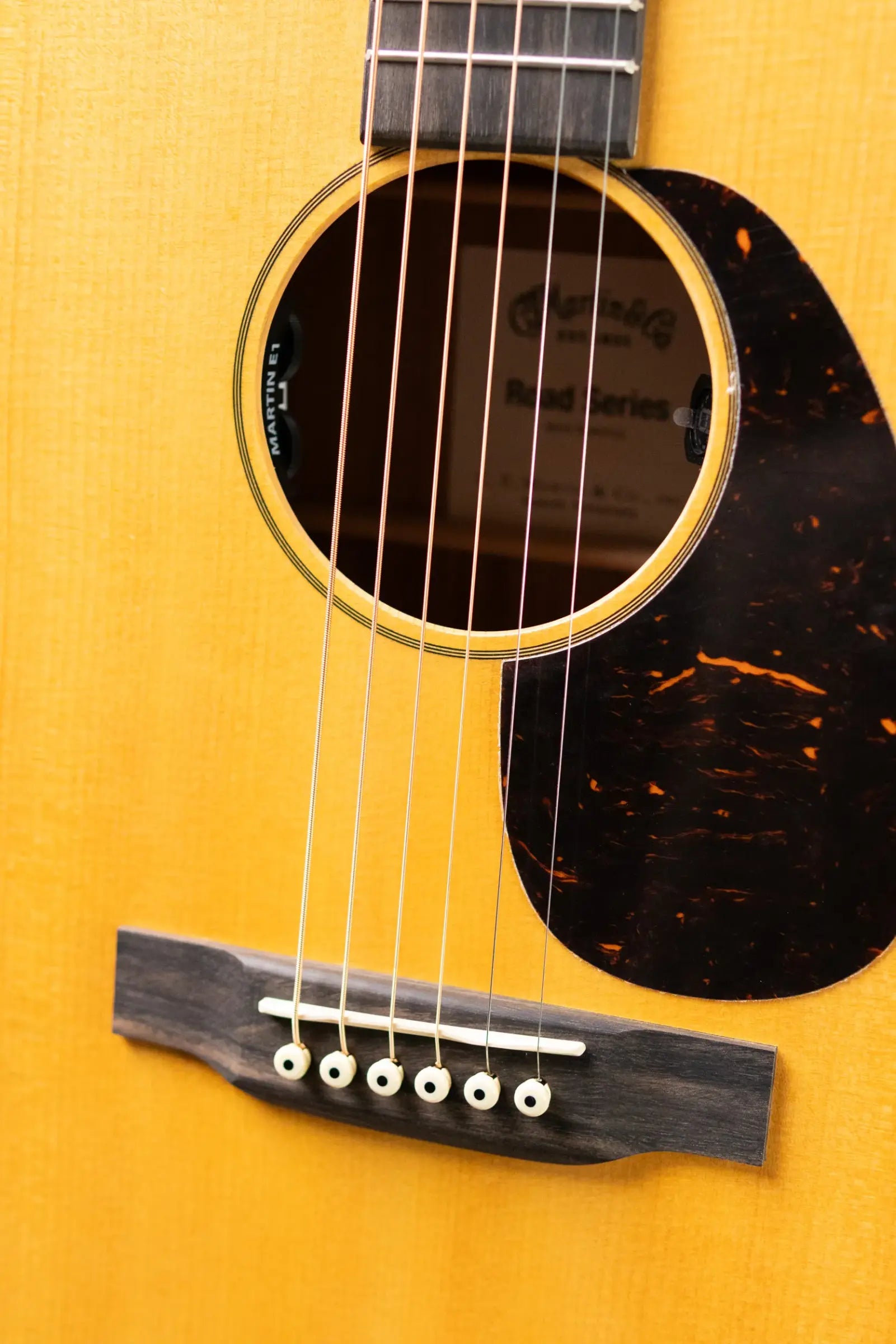 Martin 000-10E Retro Acoustic/Electric Guitar - Spruce/Sapele with Gig Bag