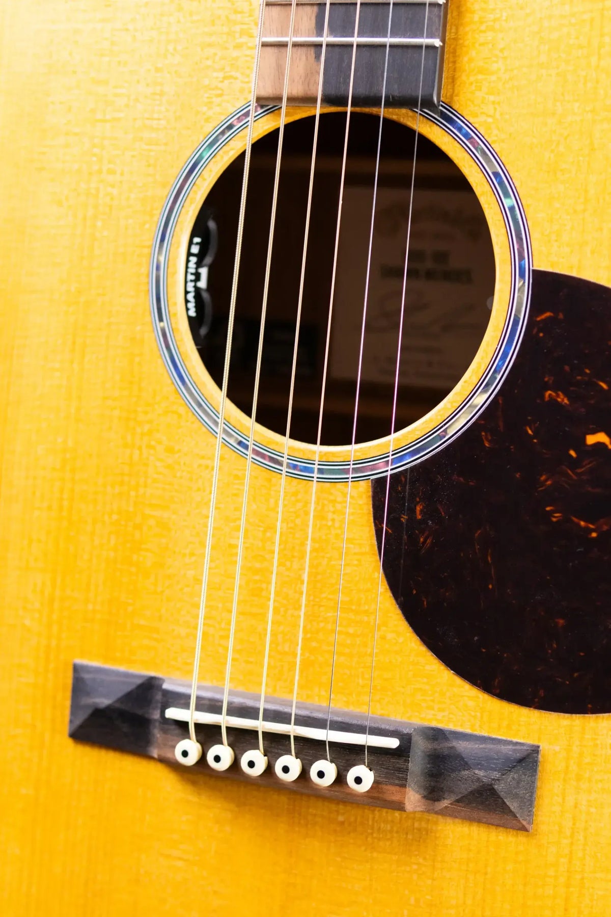 Martin 000-10E Shawn Mendes Signature Acoustic/Electric Guitar with Gig Bag