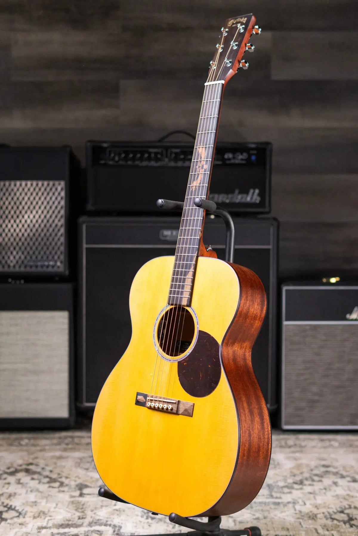 Martin 000-10E Shawn Mendes Signature Acoustic/Electric Guitar with Gig Bag
