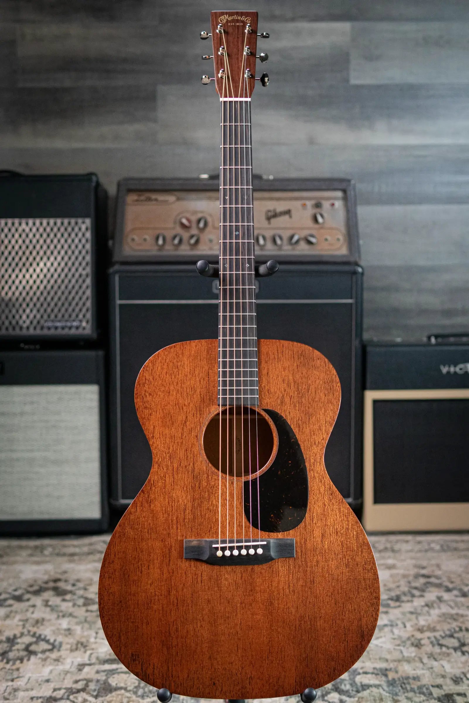 Martin 000-17 Standard Series Acoustic Guitar - Dark Mahogany with Hardshell Case