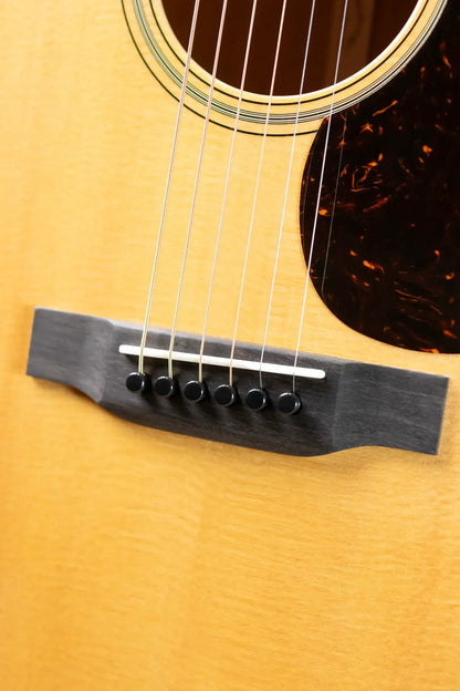 Martin 000-18 Acoustic Guitar with Hardshell Case