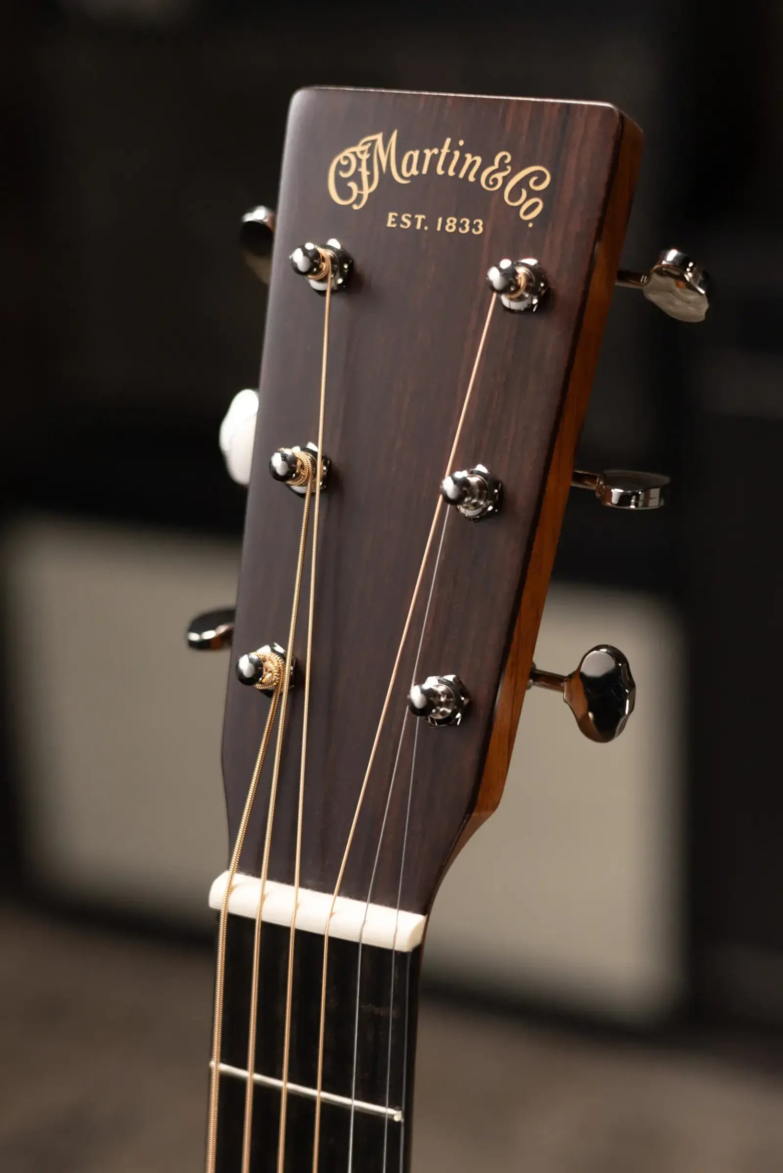 Martin 000-18 Standard Series Acoustic Guitar with Hardshell Case