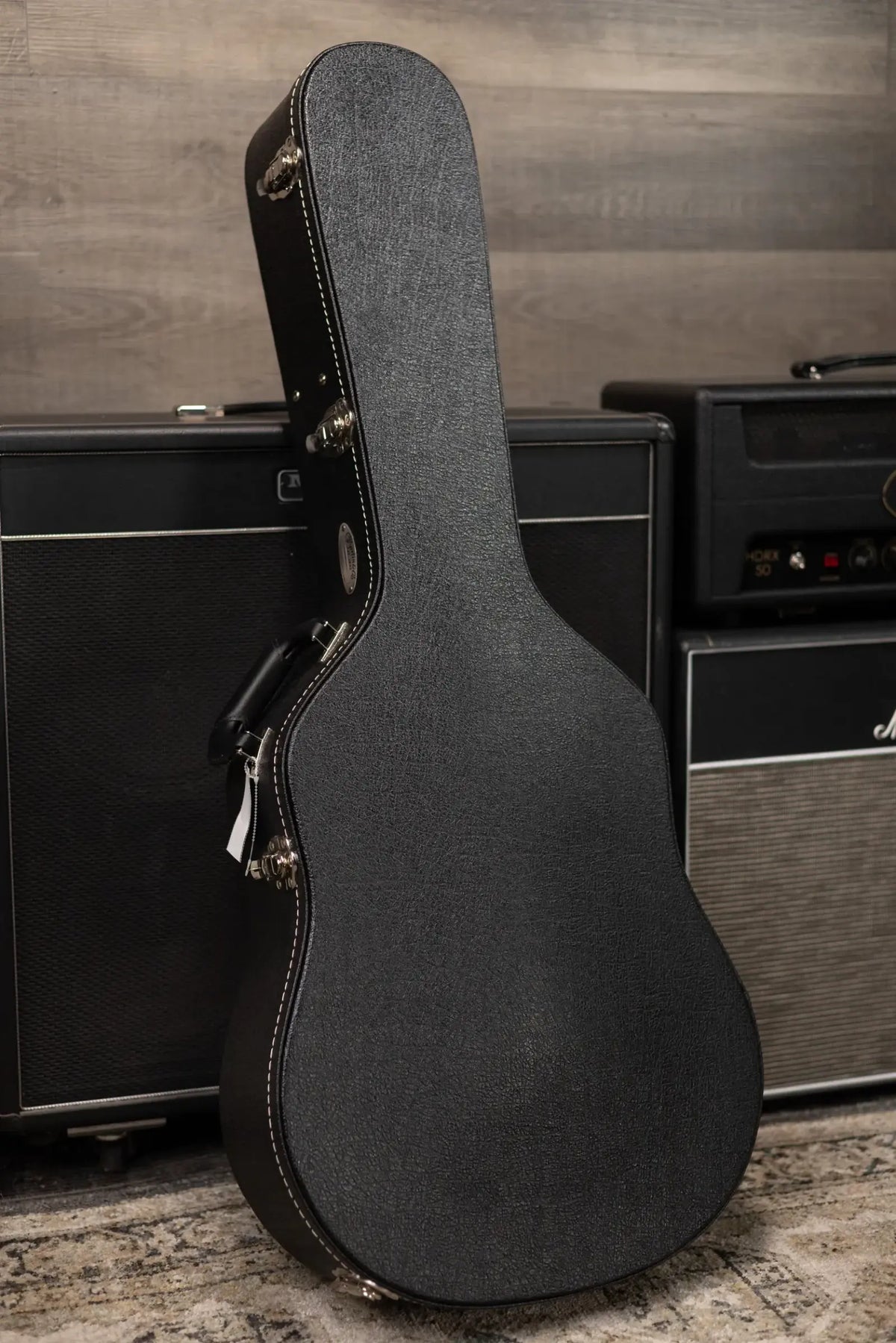 Martin 000-18 Standard Series Acoustic Guitar with Hardshell Case