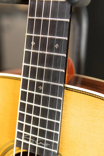 Martin 000-28EC Eric Clapton Signature Acoustic Guitar - Natural with Hardshell Case