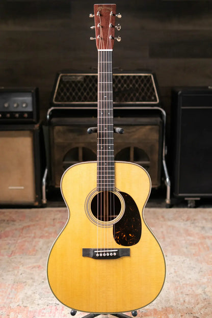 Martin 000-28 Acoustic Guitar with Hardshell Case