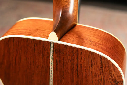 Martin 000-42EC 30th Anniversary Eric Clapton Signature Acoustic Guitar - Antique Toner with Hardshell Case