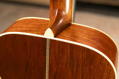 Martin 000-42EC 30th Anniversary Eric Clapton Signature Acoustic Guitar with Hardshell Case