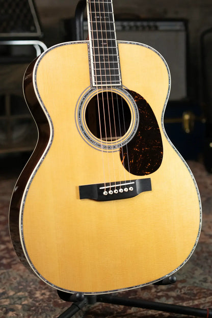 Martin 000-42 Acoustic Guitar with Hardshell Case