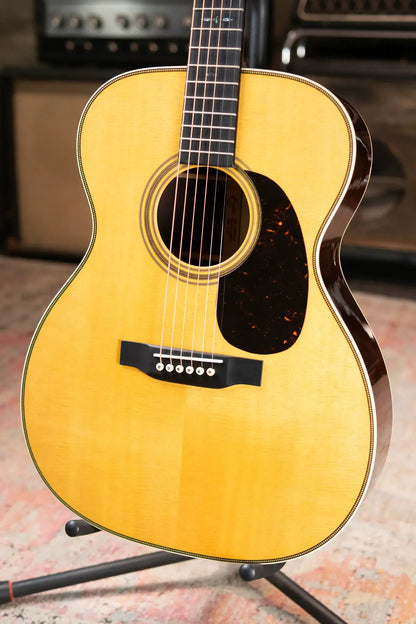Martin 000-EC 30th Anniversary Eric Clapton Signature Acoustic Guitar with Hardshell Case