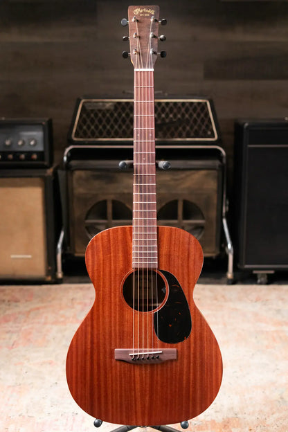 Martin 000 Jr-E Acoustic/Electric Guitar with Gig Bag