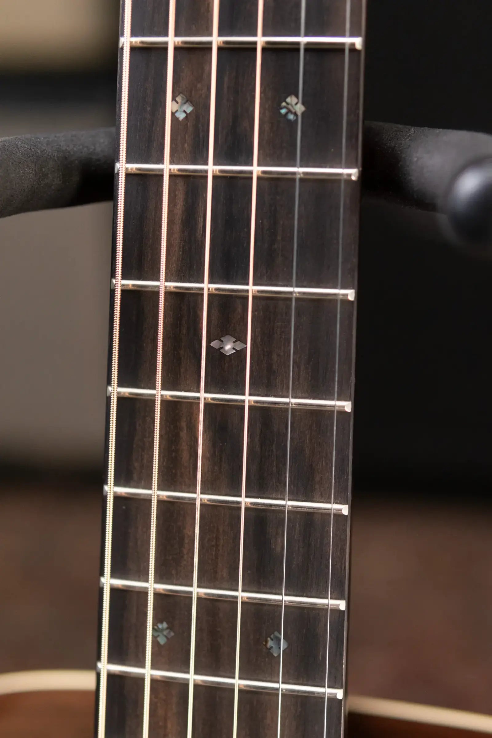 Martin 00-28 Acoustic/Electric Guitar with Hardshell Case - Used