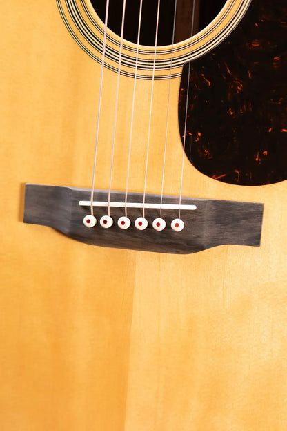 Martin 00-28 Acoustic/Electric Guitar with Hardshell Case - Used