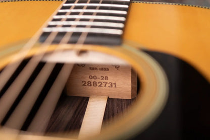 Martin 00-28 Acoustic/Electric Guitar with Hardshell Case - Used