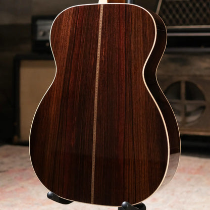 Martin 00-28 Modern Deluxe Acoustic Guitar with Hardshell Case