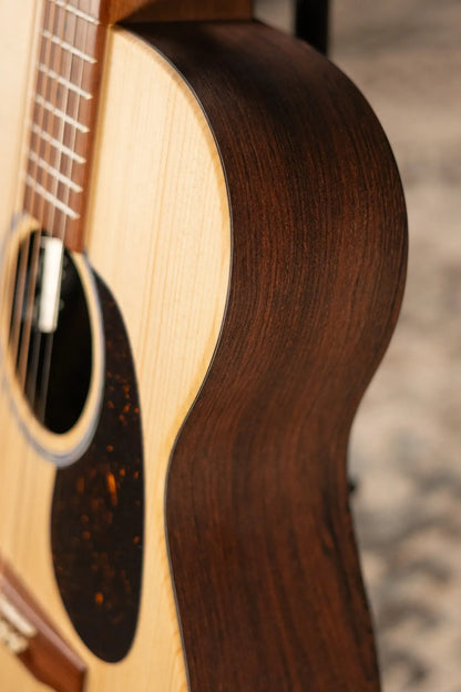 Martin 00-X2E Cocobolo Grand Concert Acoustic/Electric Guitar - Natural with Gig Bag