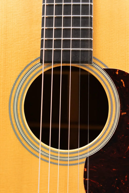 Martin 1937 D-28 Authentic Madagascar Rosewood/Adirondack Spruce with Hardshell Case - Used