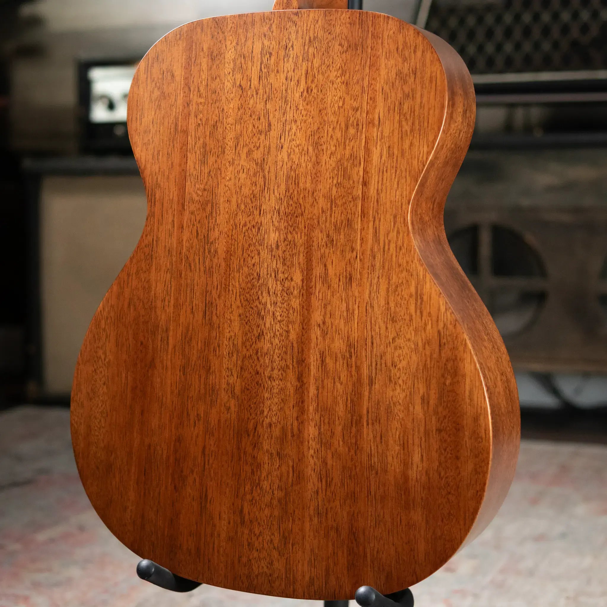 Martin 2025 000-17 Acoustic Guitar with Hardshell Case