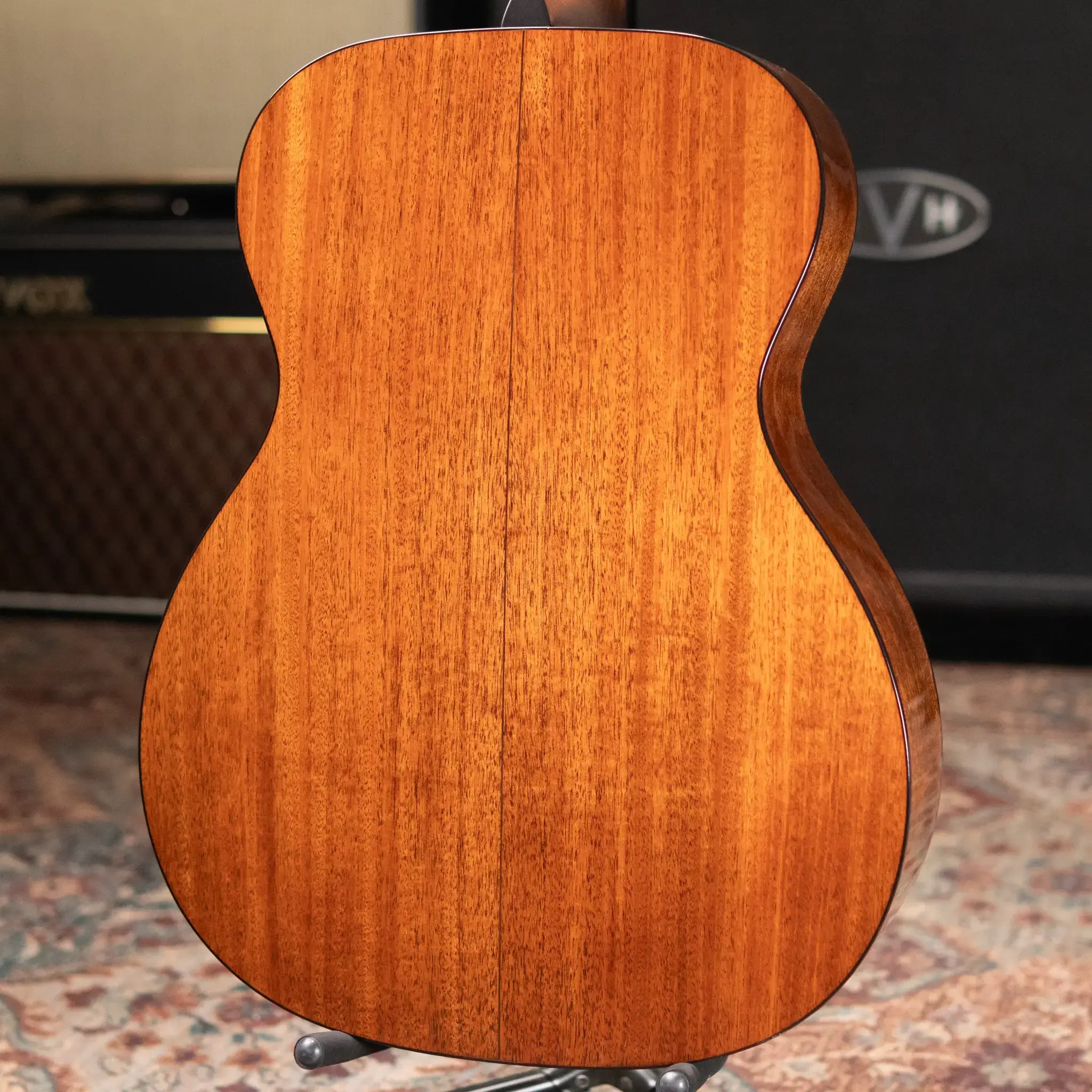 Martin 2025 000-18 Acoustic Guitar with Hardshell Case