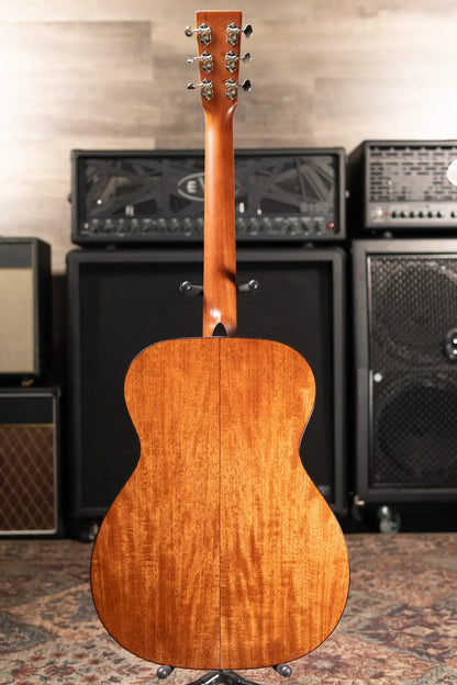 Martin 2025 000-18 Acoustic Guitar with Hardshell Case