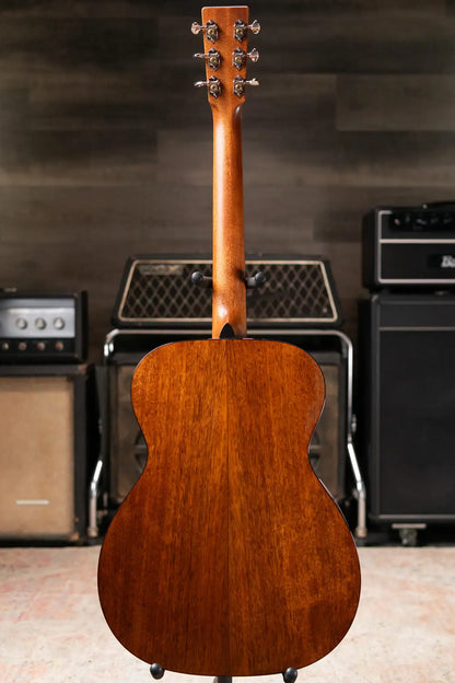 Martin 2025 000-18 Acoustic Guitar with Hardshell Case