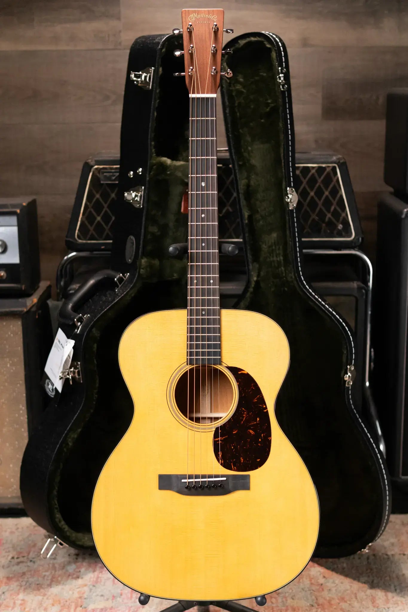 Martin 2025 000-18 Acoustic Guitar with Hardshell Case