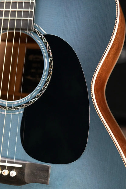 Martin CEO-11 Acoustic/Electric Guitar with Hardshell Case