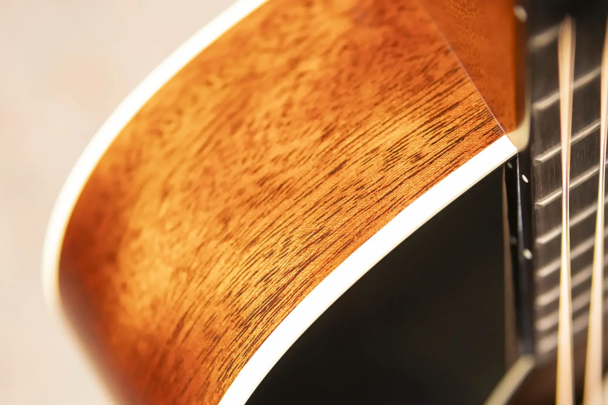 Martin CEO-7 Grand Concert Acoustic Guitar - Autumn Sunset Burst with Hardshell Case