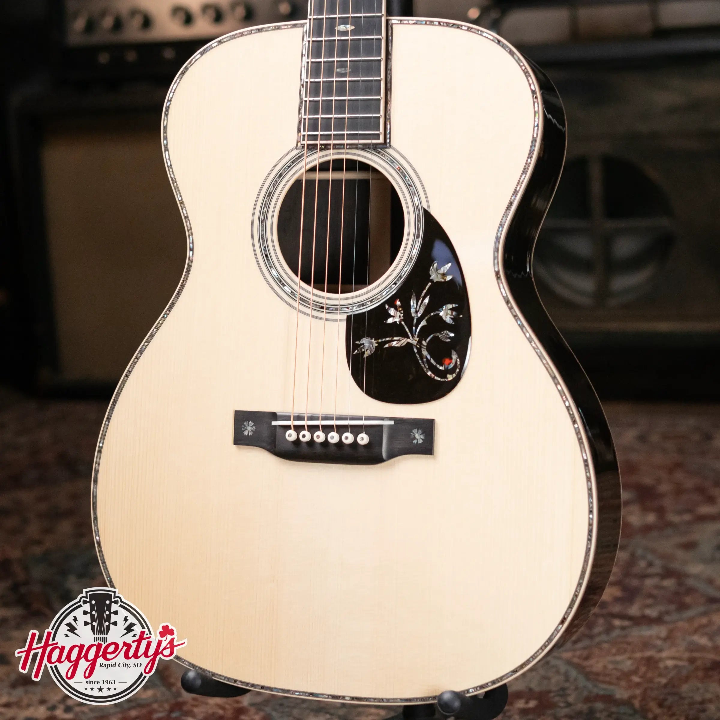 Martin Custom Shop 000 Acoustic - Brazilian Rosewood with Hardshell Case
