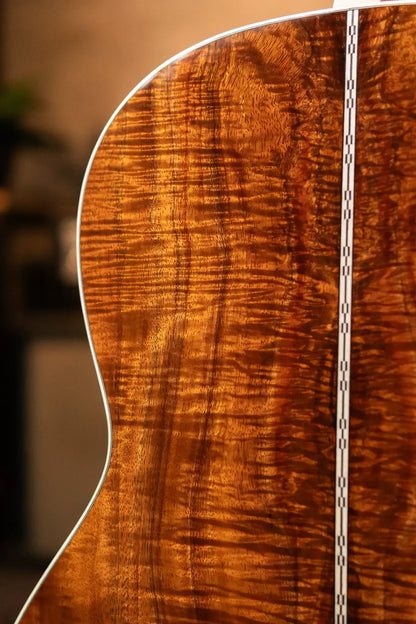 Martin Custom Shop 000 Acoustic Extra Figured Koa with Hardshell Case 672bb859b47e5
