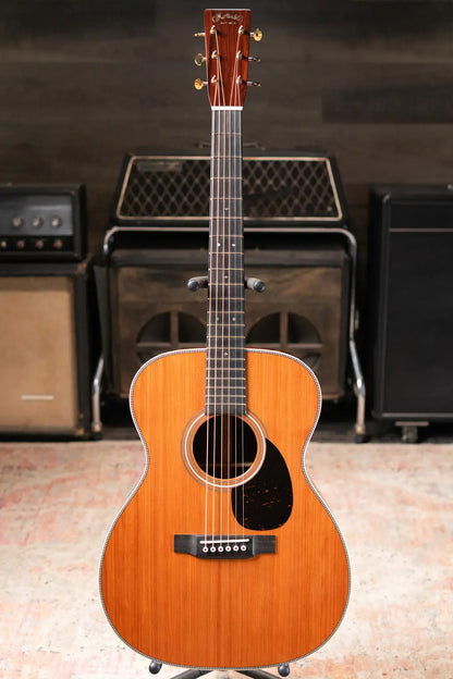 Martin Custom Shop 000 Style 28 Modern Deluxe Appointments Acoustic Guitar - Guatemalan Rosewood/Sinker Redwood with Hardshell Case
