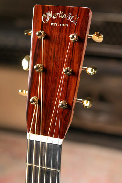 Martin Custom Shop 000 Style 28 Modern Deluxe Appointments Acoustic Guitar - Guatemalan Rosewood/Sinker Redwood with Hardshell Case