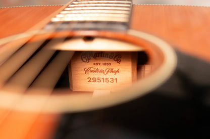 Martin Custom Shop 000 Style 28 Modern Deluxe Appointments Acoustic Guitar - Guatemalan Rosewood/Sinker Redwood with Hardshell Case