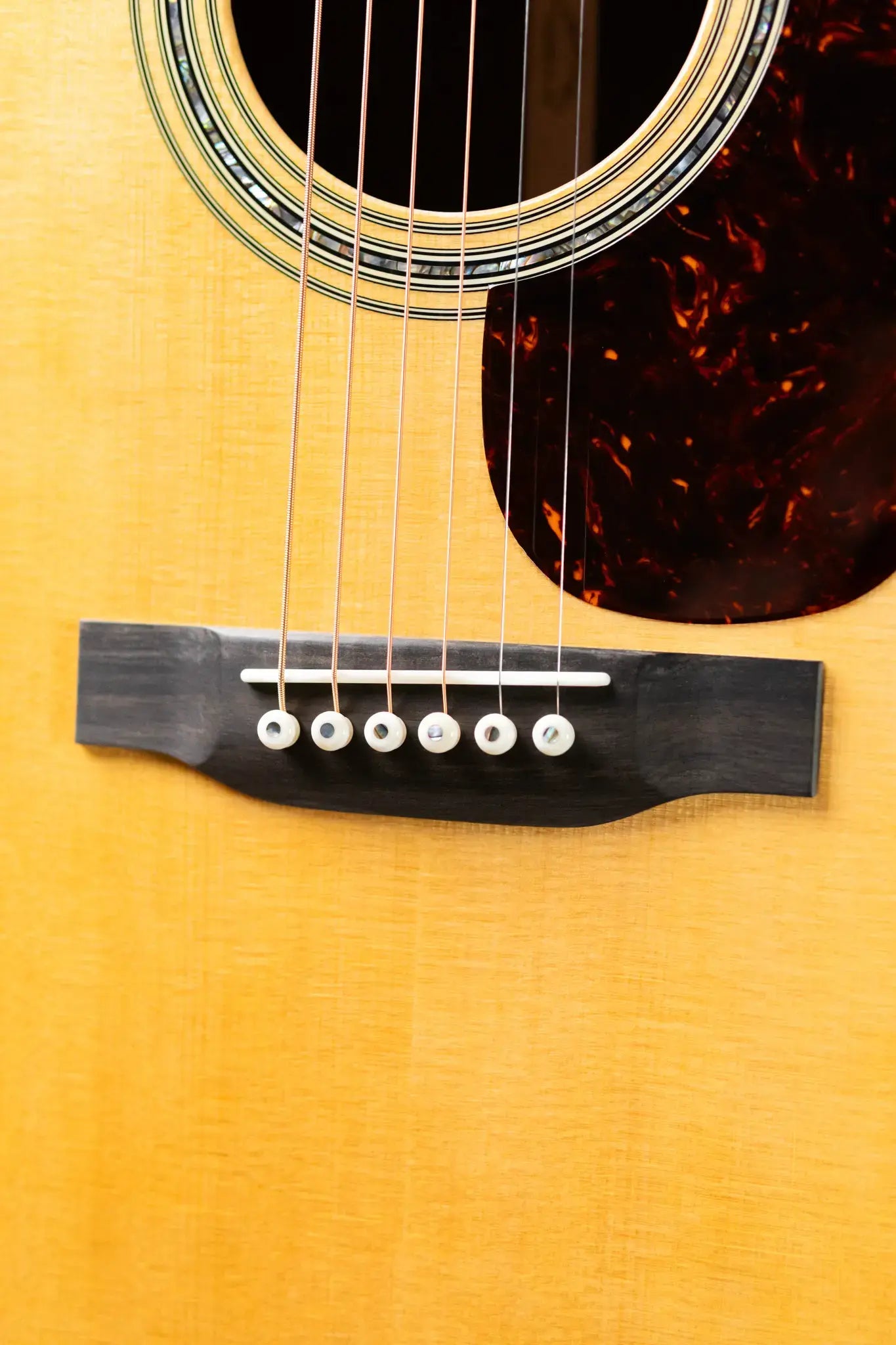 Martin Custom Shop Style 45 OM-14F Acoustic Guitar - Macassar Ebony/Premium Spruce with Hardshell Case