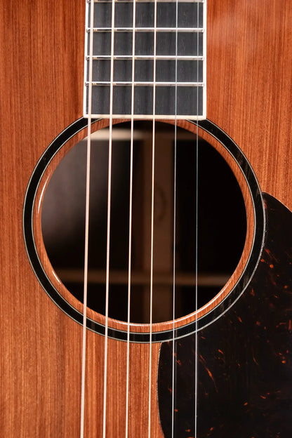 Martin Custom Shop 000 Acoustic Guitar - Macassar Ebony with Hardshell Case