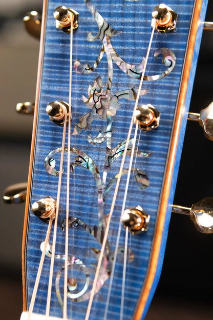 Martin Custom Shop 000 Acoustic Guitar - Quilted Maple with Hardshell Case